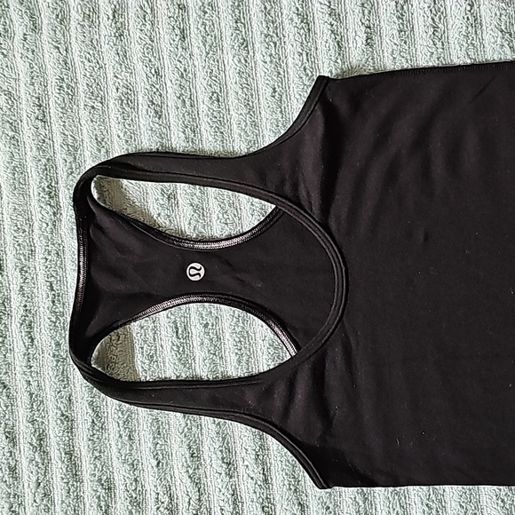 STUNNING BLACK LULULEMON RACERBACK TANK TOP - Picture 3 of 7
